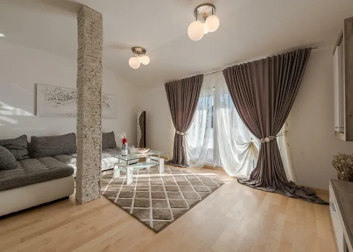 Vila Four Bedroom Horizon