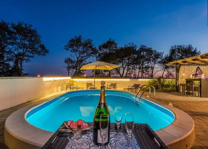 Vila Four Bedroom Horizon