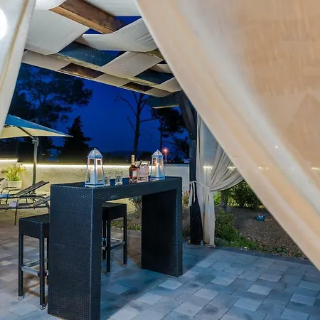 Four Bedroom Horizon Villa Zadar