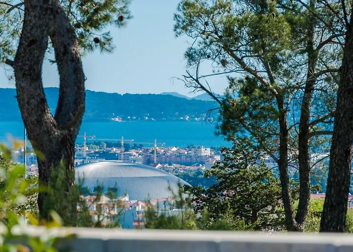 Four Bedroom Horizon Βίλα *